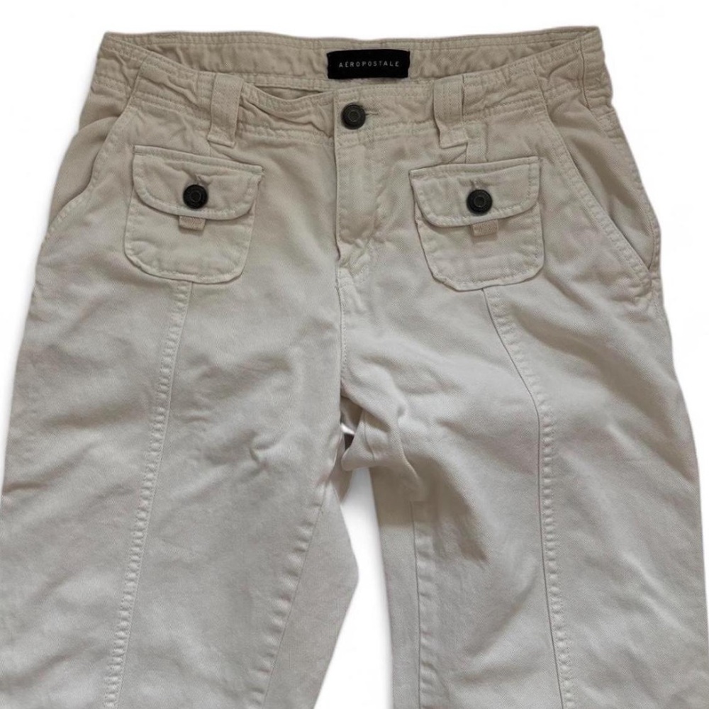 Aeropostale cream low-rise flared pants 🍦